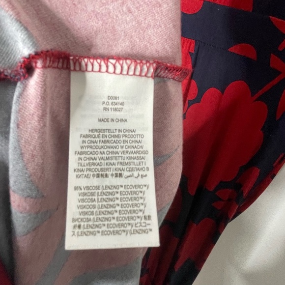 Boden Red and Navy Floral Abstract Print Midi Soft Jersey Dress. Size 6R - Picture 10 of 11